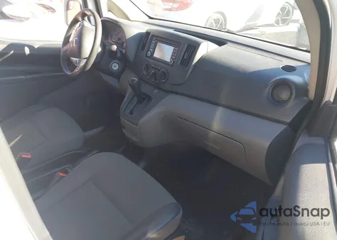 2019 Nissan Nv200 Sv z USA, uszkodzony, nr VIN 3N6CM0KN5KK692422